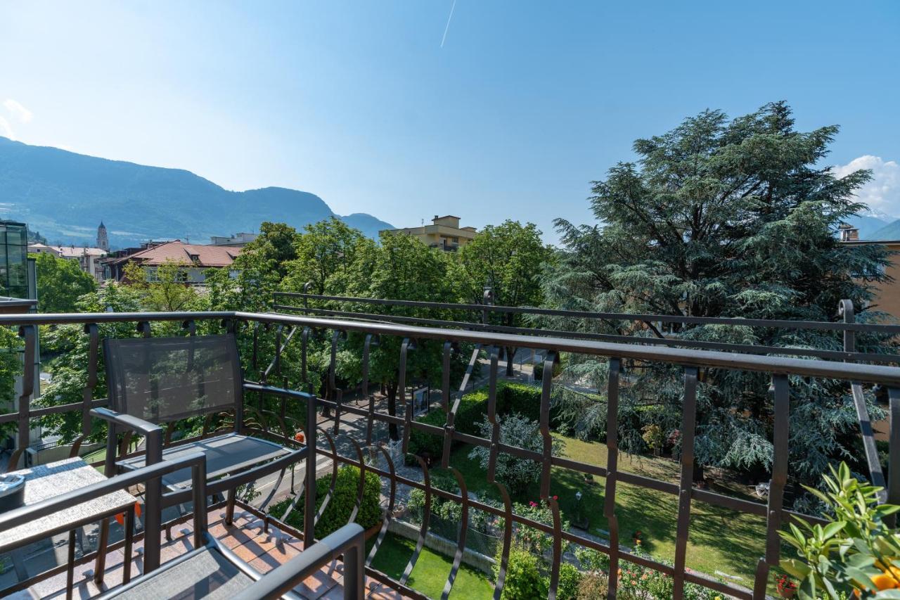 Villa Stubai - Penthouse In The Heart Of Merano Exterior photo